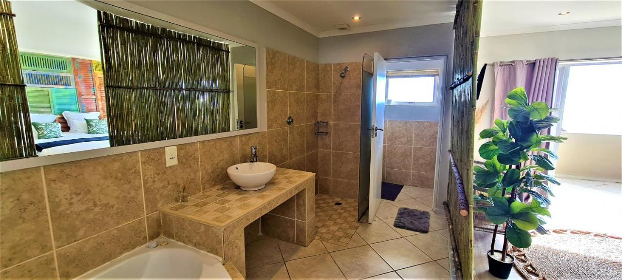 African Groove Camps Bay Cape Town Exterior photo
